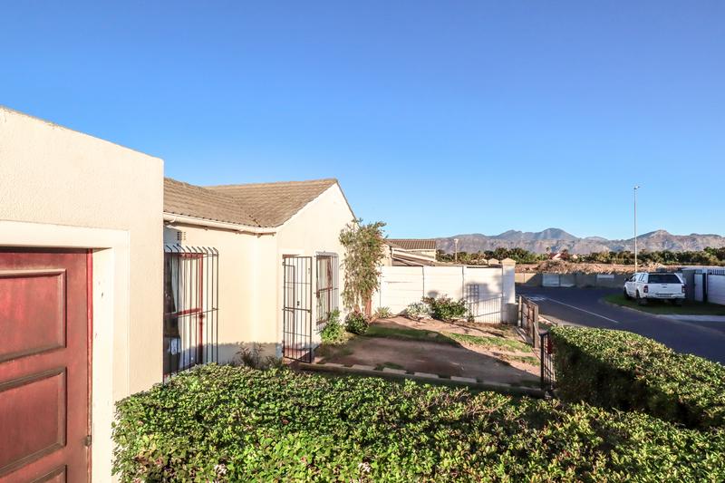 3 Bedroom Property for Sale in Victoria Park Western Cape
